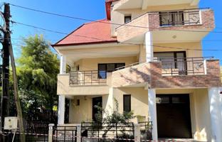 9-комнатный дом 500 м² в Бухаресте за 690 000 €