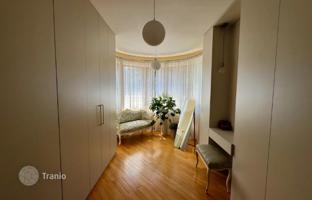 9-комнатный дом 550 м² в Сабуртало за $1 800 000