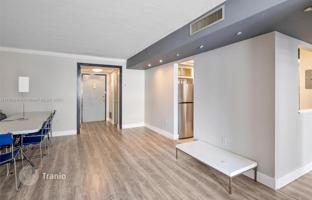 1-комнатная квартира в кондо 98 м² в Халландейл Бич за $330 000