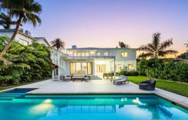 Классическая вилла с частным садом, бассейном, гаражом и террасой, Майами-Бич, США за 1 624 000 €