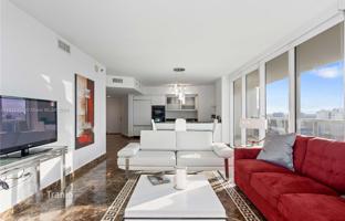 2-комнатная квартира в кондо 135 м² в Халландейл Бич за $1 175 000