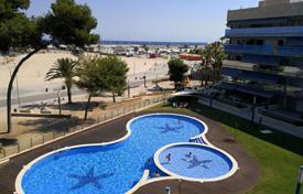 Четырехкомнатная квартира с прямым выходом на пляж в Торредембарре, Каталония, Испания за 479 000 €
