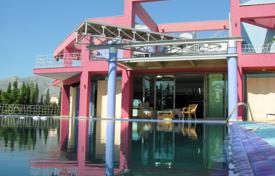 Оригинальная вилла с видом на море, гостевым домом, бассейном и садом, Эретрия, Греция за $9 600 в неделю