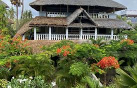 Вилла в традиционном стиле с тропическим садом, Ватаму, Малинди, Кения за $215 000