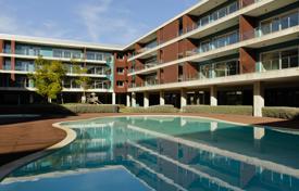 Просторная квартира в резиденции с бассейном, Лиссабон, Португалия за 877 000 €
