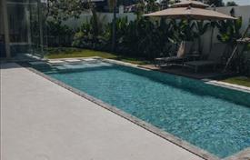 Новая вилла с бассейном рядом с пляжами и гольф-клубом, Пхукет, Таиланд за 613 000 €
