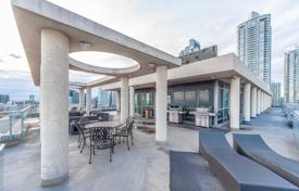 Квартира на Квинс Квей Запад, Олд Торонто, Торонто,  Онтарио,   Канада за C$720 000