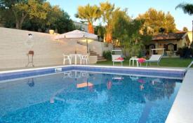 Уютная вилла с большим бассейном в 500 метрах от моря, Кастелламмаре-дель-Гольфо, Италия за 2 500 € в неделю