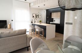 Квартира с частным солярием в Вильямартин за 245 000 €