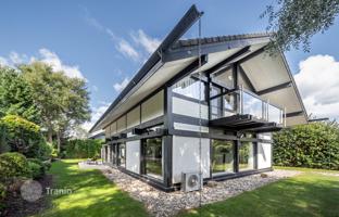 5-комнатная вилла 240 м² в Пиньках за 700 000 €