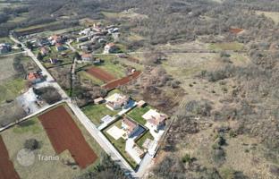 Земельный участок 3 100 м² в Тиньян за 271 000 €