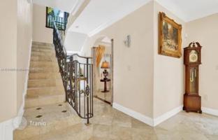 5-комнатный дом 526 м² в Майами за $1 999 000