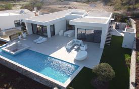 Двухэтажные современные виллы с бассейнами и гаражами в Лас Колинас, Аликанте, Испания за 1 060 000 €