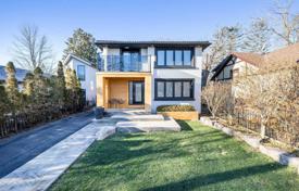 Дом в городе в Этобико, Торонто, Онтарио,  Канада за C$2 311 000