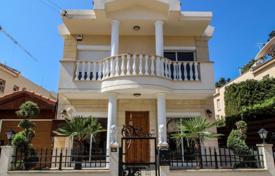 Вилла в Лимассоле с 3 спальнями, Agios Athanasios за 749 000 €