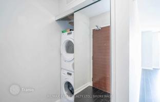5-комнатная квартира на Айcбоат Терраc за C$1 099 000