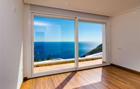 Дизайнерская вилла с бассейном и панорамным видом на море в Кальпе, Аликанте, Коста Бланка за 1 260 000 €