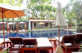 Квартира в районе пляжа Сурин, Чонг Тале, Таланг,  Пхукет,   Таиланд за $466 000