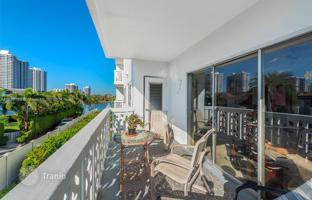 2-комнатная квартира 111 м² в Халландейл Бич за $349 000