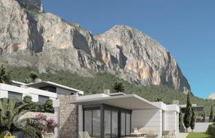 4-комнатная вилла 163 м² в Полопе за 624 000 €