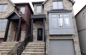 Дом в городе на Портленд-стрит, Торонто, Онтарио,  Канада за C$1 650 000