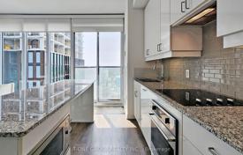 Квартира на Университи-авеню, Олд Торонто, Торонто,  Онтарио,   Канада за C$808 000