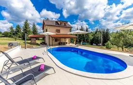 Меблированный дом с бассейном, садом и террасами, Плашки, Хорватия за 280 000 €