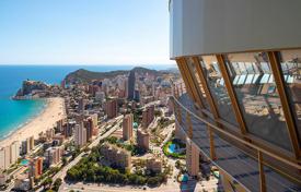 Апартаменты с панорамным видом на море в закрытой резиденции с бассейнами и спа, в 300 метрах от пляжа, Бенидорм, Испания за 404 000 €