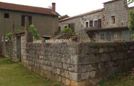Два каменных дома, Будва за 180 000 €
