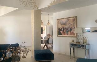 6-комнатный коттедж 300 м² в Арадипу за 600 000 €