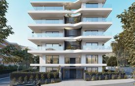 Новая резиденция с бассейном и зеленой зоной рядом с центром Глифады, Греция за От 700 000 €