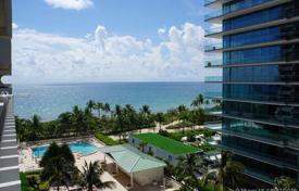 Просторные апартаменты с видом на океан в резиденции на первой линии от пляжа, Бал Харбор, Флорида, США за $945 000