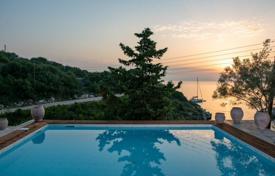 Вилла в регионе Пелопоннес—Западная Греция—Ионические острова, Греция за 1 300 000 €