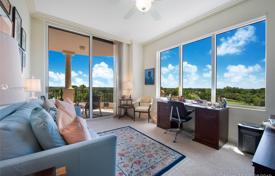 Просторные апартаменты с видом на океан в резиденции на первой линии от пляжа, Корал Гейблс, Флорида, США за 1 329 000 €