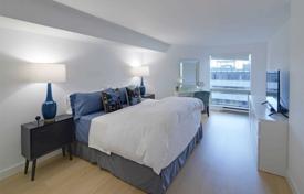 Квартира на Бэй-стрит, Олд Торонто, Торонто,  Онтарио,   Канада за C$1 310 000