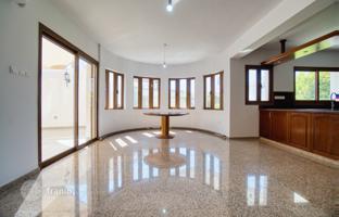 6-комнатный коттедж в Лимасоле за 1 699 000 €