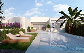 Современная одноэтажная вилла с бассейном в новой резиденции, Альгорфа, Испания за 625 000 €