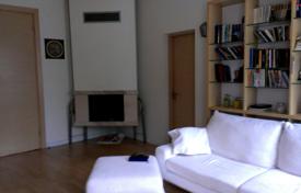 Красивая, отремонтированная 3-комнатная квартира в центре Риги за 145 000 €
