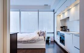 Квартира на Гренвилл-стрит, Олд Торонто, Торонто,  Онтарио,   Канада за C$682 000