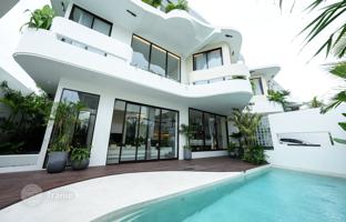3-комнатная вилла 553 м² в Куте за $1 000 000