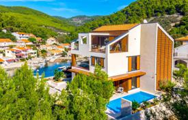 Вилла рядом с бухтой, с видом на море и острова, Корчула, Хорватия за 1 690 000 €