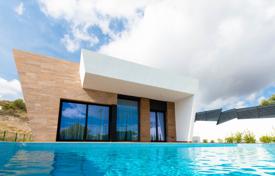 Новая вилла с бассейном и садом в современном жилом комплексе, Бенидорм, Испания за 459 000 €