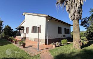 5-комнатная вилла 280 м² в Кампаньятико за 850 000 €