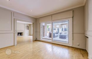 5-комнатная квартира 334 м² в Барселоне за 1 595 000 €