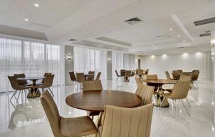 2-комнатная квартира в кондо 117 м² в Коллинз-авеню за $795 000