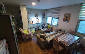 Трёхкомнатная квартира в центре Кягытхане, Стамбул, Турция за $162 000