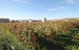 Земельный участок с виноградником, Каштел-Старий, Хорватия за 439 000 €