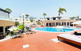 Отремонтированный коттедж рядом с пляжем в Плайе‑де-лас-Америкас, Тенерифе, Испания за 365 000 €