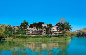 Апартаменты с видом на море в элитной резиденции с бассейнами, Новая Андалусия, Испания за 950 000 €