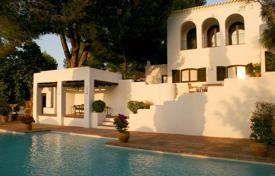 Вилла в живописном уголке с теннисным кортом и двумя бассейнами, Сан-Рафаэль, Ибица, Испания за 15 700 € в неделю